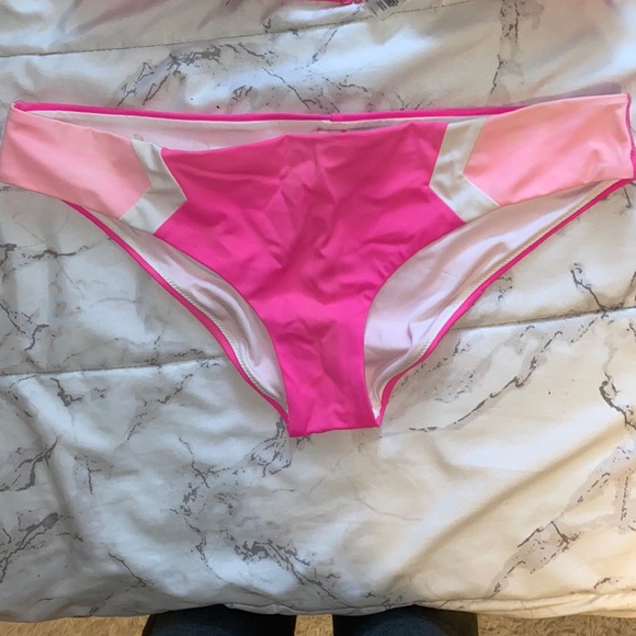 Bikini Top & Bottom from Pink - Picture 4 of 9